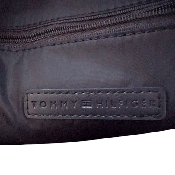 Tommy Hilfiger Women's White Backpack - Picture 10 of 11